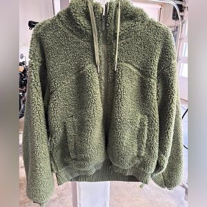 Women Lululemon Fleece Jacket Hooded Green Twill  Size 6